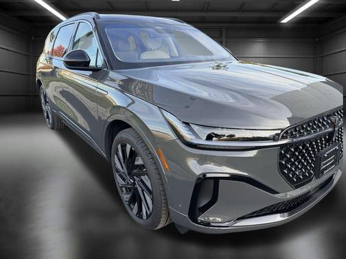 2024 Lincoln Nautilus Black Label