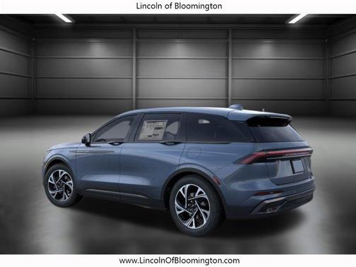 WHISPER BLUE MET CC 2026 Lincoln Nautilus Premiere