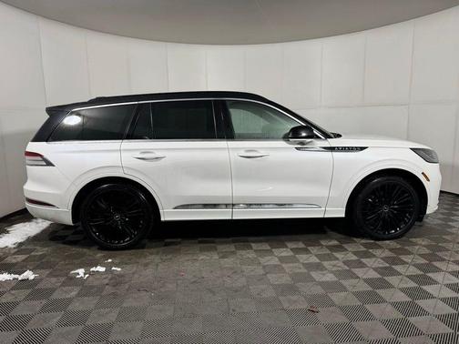 2025 Lincoln Aviator Black Label AWD