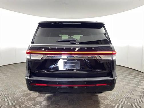 2024 Lincoln Navigator Black Label