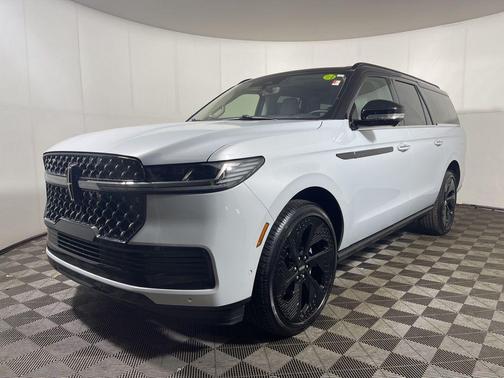 2025 Lincoln Navigator Black Label