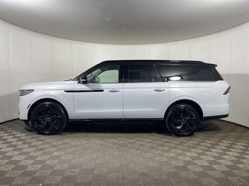 2025 Lincoln Navigator Black Label