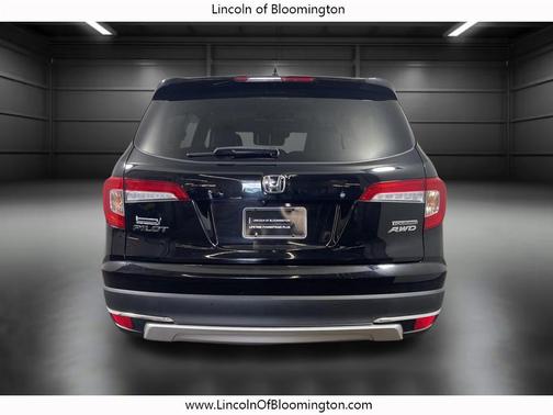 2019 Honda Pilot Touring 8-Passenger