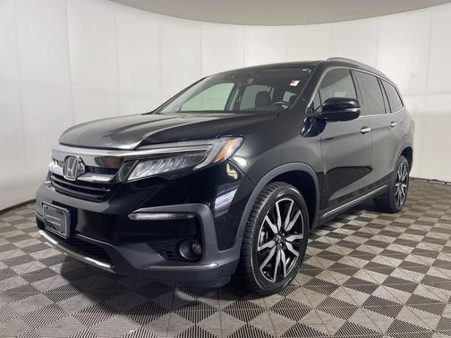 2019 Honda Pilot Touring 8-Passenger