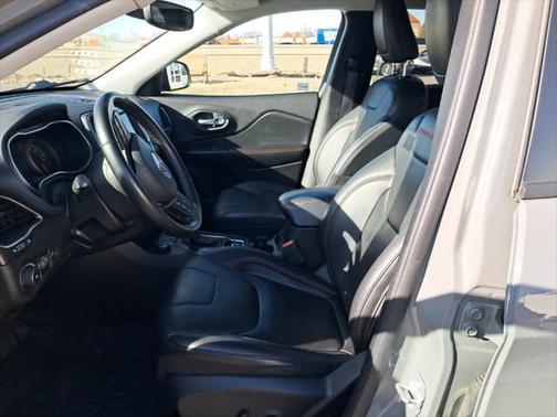 2019 Jeep Cherokee Trailhawk Elite