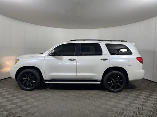 2016 Toyota Sequoia Platinum