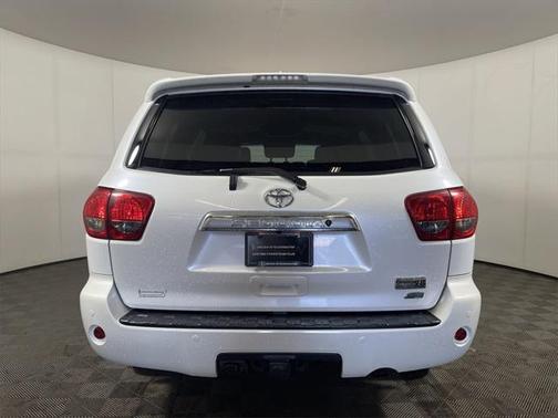2016 Toyota Sequoia Platinum