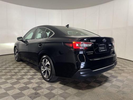2022 Subaru Legacy Base