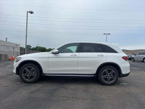 2021 Mercedes-Benz GLC 300 4MATIC