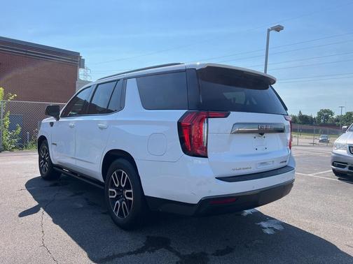 2021 GMC Yukon 4WD AT4
