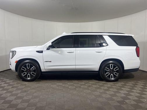 2021 GMC Yukon 4WD AT4