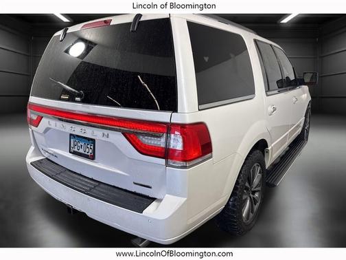 2016 Lincoln Navigator Select