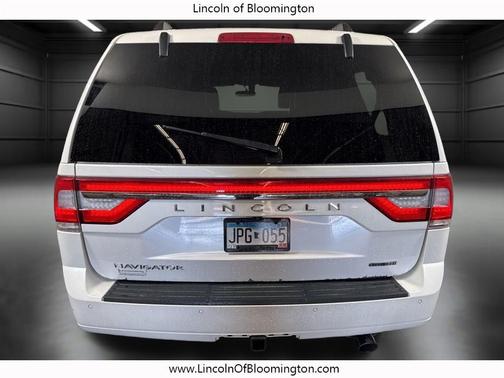 2016 Lincoln Navigator Select
