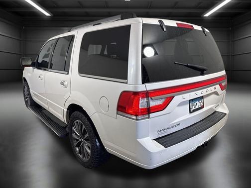 2016 Lincoln Navigator Select