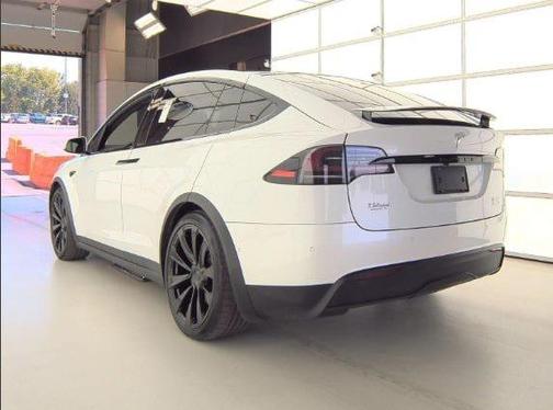 2022 Tesla Model X Plaid Tri Motor All-Wheel Drive