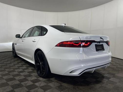 2024 Jaguar XF R-Dynamic SE P250 AWD Automatic