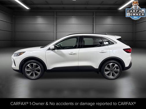 2025 Ford Escape Platinum