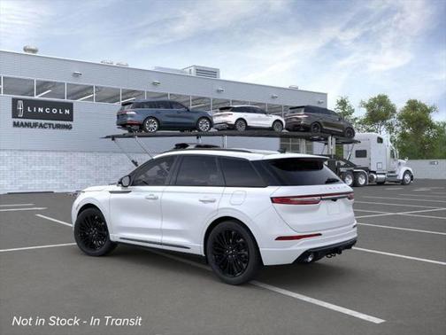 2025 Lincoln Corsair Premiere