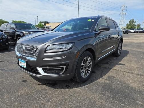 2019 Lincoln Nautilus Select