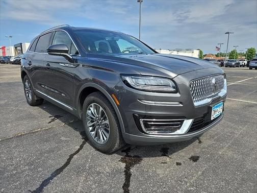 2019 Lincoln Nautilus Select