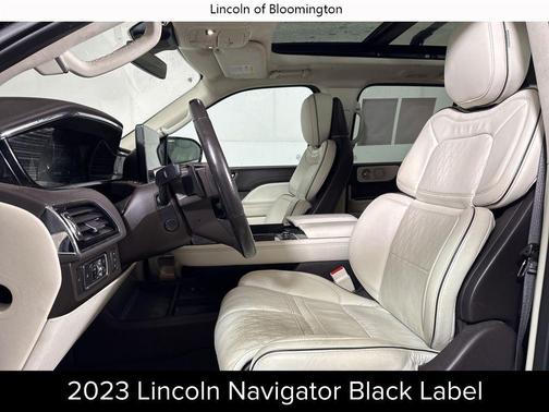 2023 Lincoln Navigator Black Label