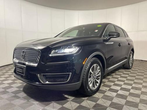 2019 Lincoln Nautilus Select