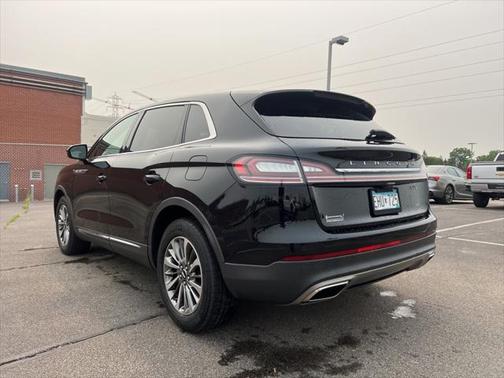2019 Lincoln Nautilus Select