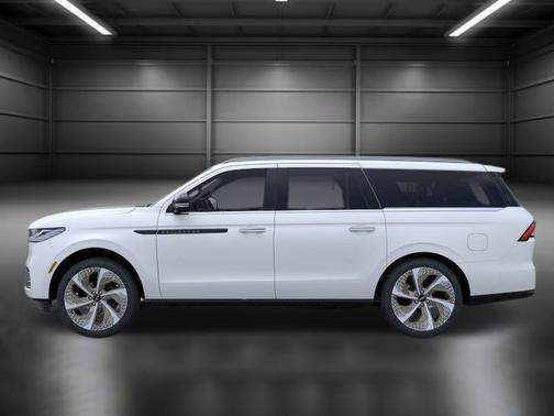 2025 Lincoln Navigator Black Label