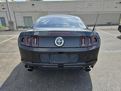 2013 Ford Mustang V6