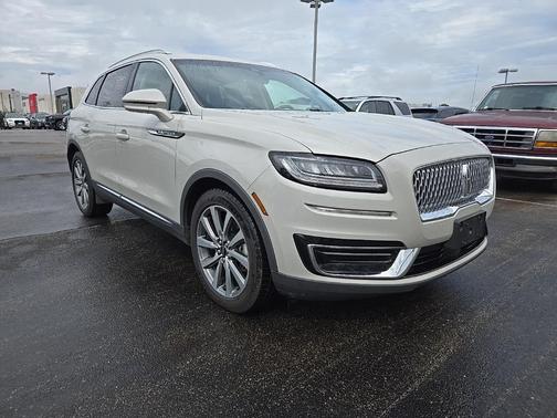 2019 Lincoln Nautilus Select
