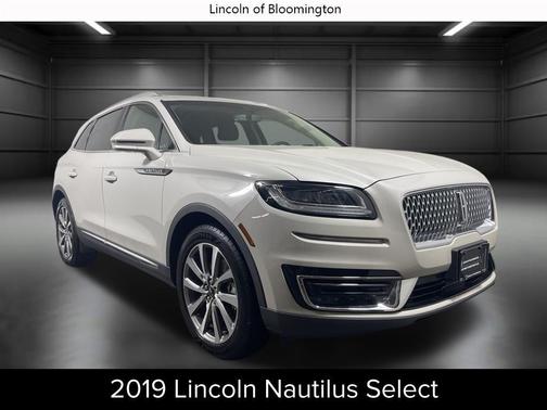 2019 Lincoln Nautilus Select
