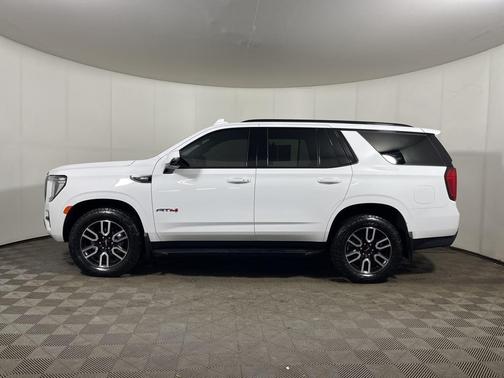 2021 GMC Yukon 4WD AT4