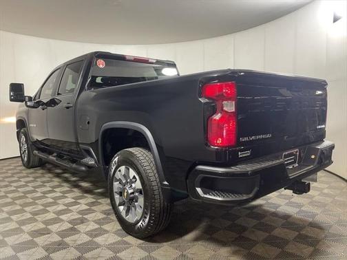 2024 Chevrolet Silverado 2500 Custom