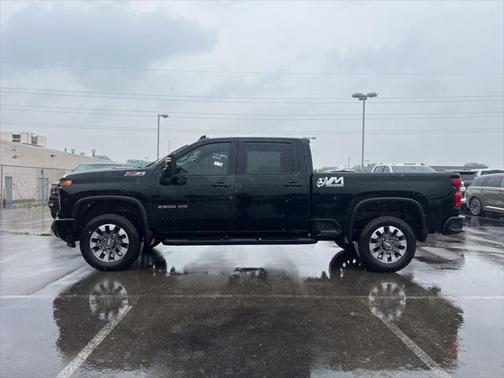 2024 Chevrolet Silverado 2500 Custom