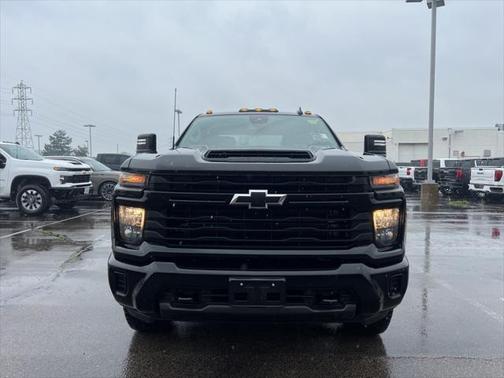 2024 Chevrolet Silverado 2500 Custom