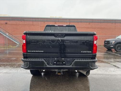 2024 Chevrolet Silverado 2500 Custom