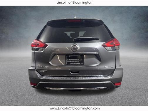 Gun Metallic 2018 Nissan Rogue SL