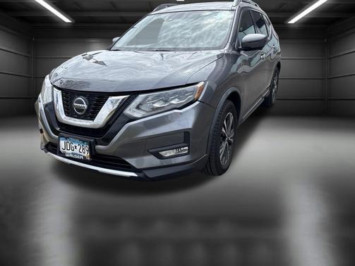 Gun Metallic 2018 Nissan Rogue SL
