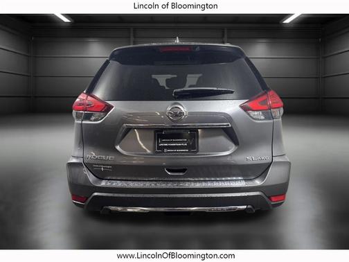 Gun Metallic 2018 Nissan Rogue SL