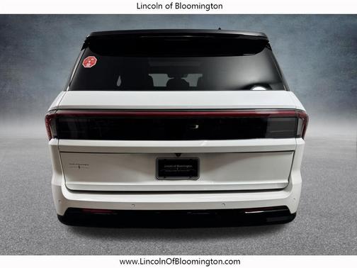 PRISTINE WHITE METALLIC 3C 2026 Lincoln Navigator Black Label