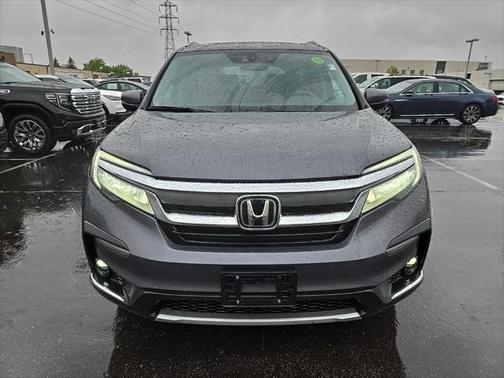 2019 Honda Pilot Touring 8-Passenger