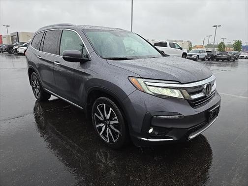 2019 Honda Pilot Touring 8-Passenger
