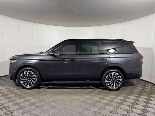 STARLIGHT GRAY PC 2025 Lincoln Navigator Black Label