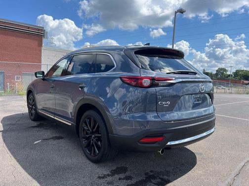 2022 Mazda CX-9 Carbon Edition
