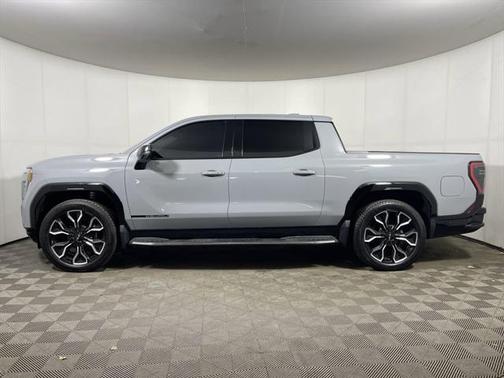 2024 GMC Sierra EV Denali Edition 1