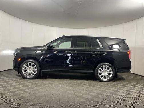 2022 Chevrolet Tahoe 4WD High Country