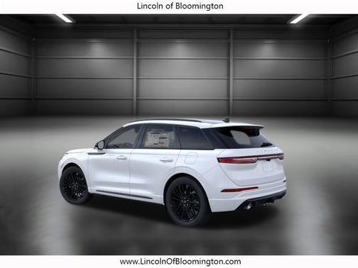 2025 Lincoln Corsair Premiere