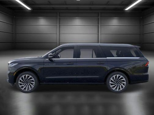 2025 Lincoln Navigator Black Label
