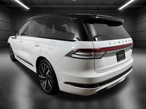 2023 Lincoln Aviator Black Label AWD