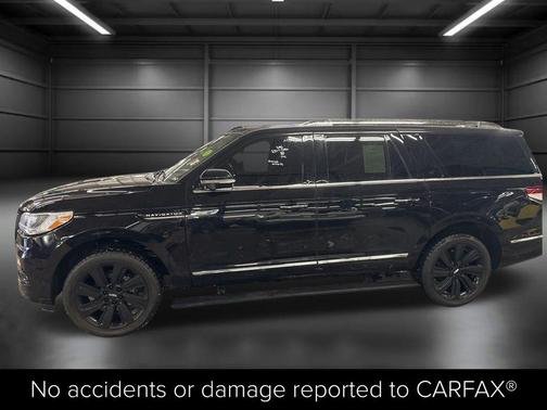 2023 Lincoln Navigator L Reserve